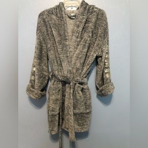 Pink Victoria’s Secret Grey Plush Sequined Robe - Size M/L- Reduced!